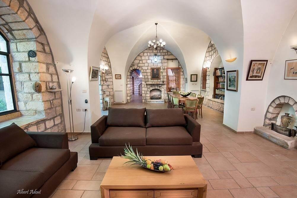 אצולת אירופה - שערי צפת צפון  17  נופש - וי פור ויקיישן - V for Vacation