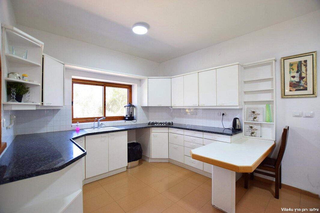 אחוזת קסם במושבה צפון  14  נופש - וי פור ויקיישן - V for Vacation