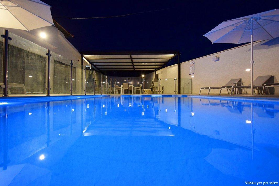 משק 19 צפון  21  נופש - וי פור ויקיישן - V for Vacation