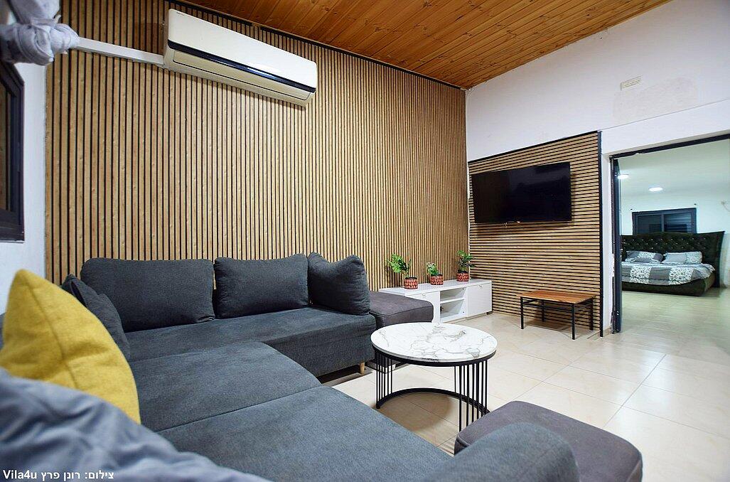 סוויטת יצחק צפון  6  נופש - וי פור ויקיישן - V for Vacation