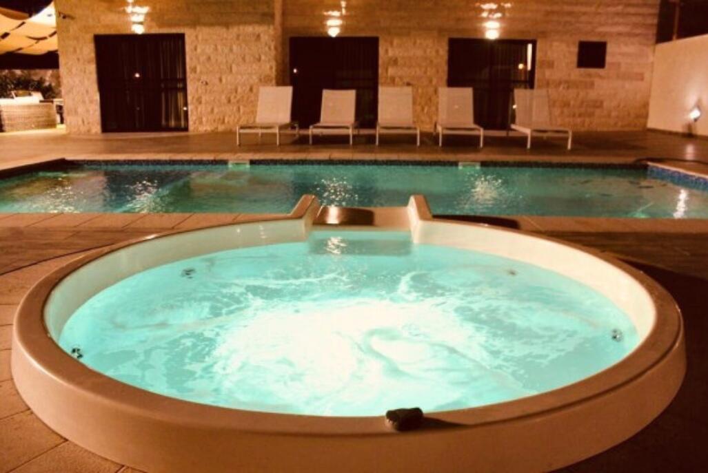 אחוזת רפאלי מרכז  9  נופש - וי פור ויקיישן - V for Vacation