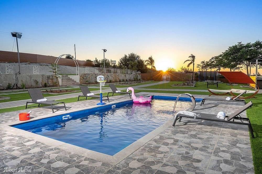 וילה רוסאיה צפון  41  נופש - וי פור ויקיישן - V for Vacation