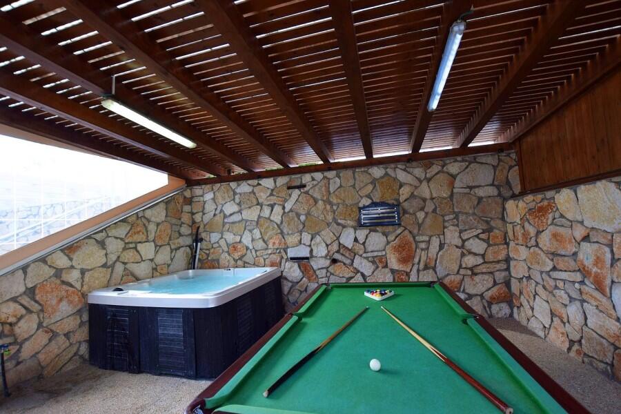 קבוצת פלאזה בוטיק צפון  5  נופש - וי פור ויקיישן - V for Vacation