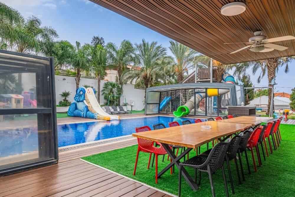 וילה קאסה רויאל צפון  35  נופש - וי פור ויקיישן - V for Vacation