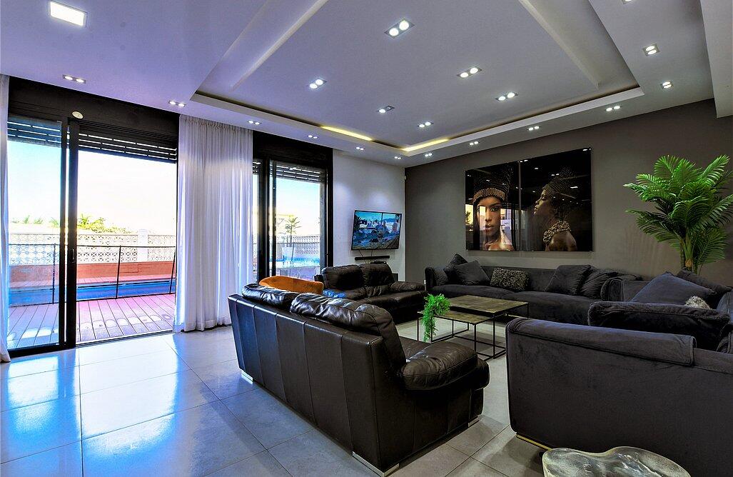 וילה ונציה דרום  36  נופש - וי פור ויקיישן - V for Vacation