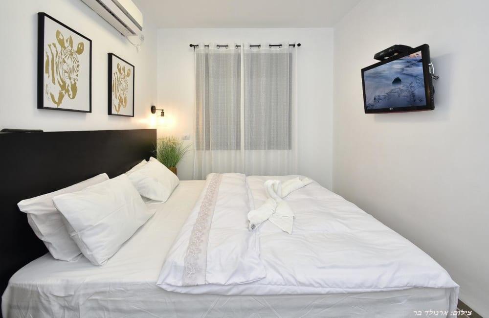 וילה אלרוב צפון  30  נופש - וי פור ויקיישן - V for Vacation