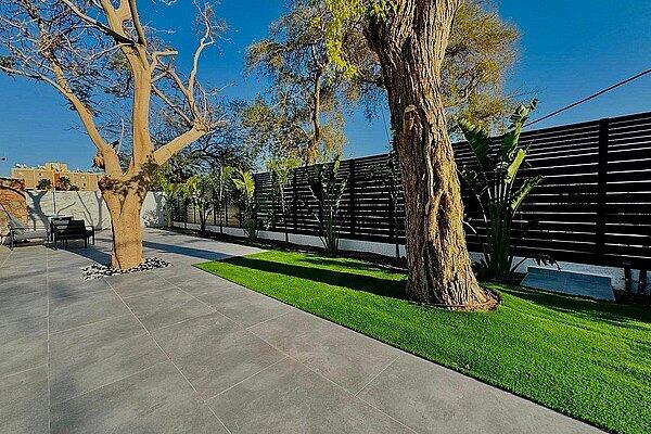 לואיס בוטיק דרום  21  נופש - וי פור ויקיישן - V for Vacation