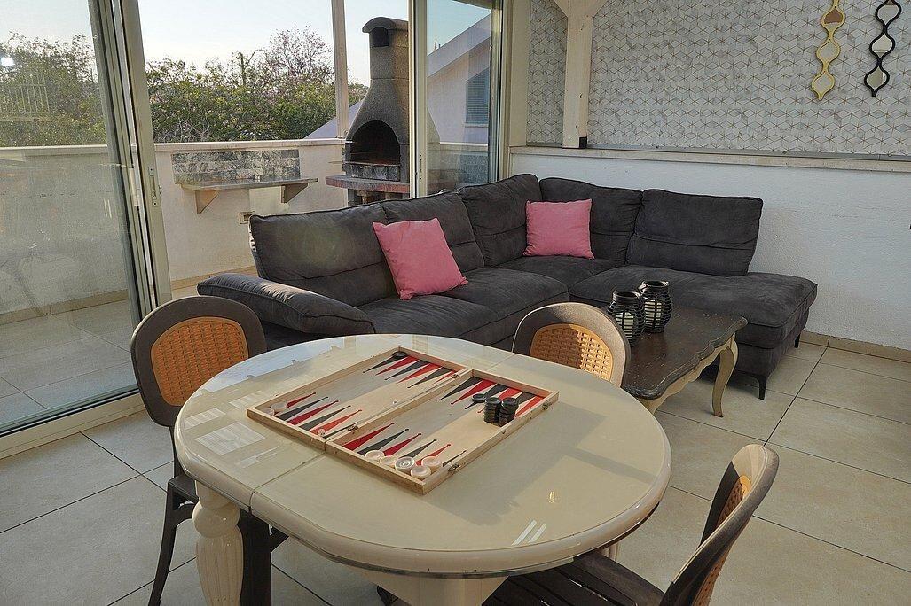 שקד באופק - וילה בוטיק צפון  28  נופש - וי פור ויקיישן - V for Vacation