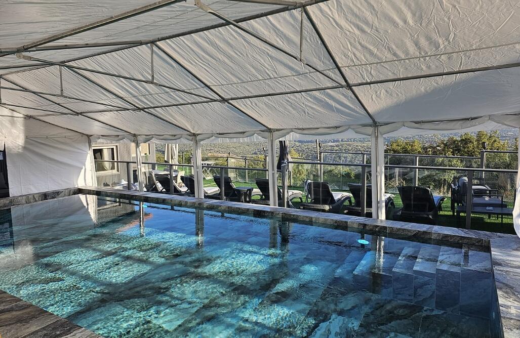 אחוזת אורפז צפון  2  נופש - וי פור ויקיישן - V for Vacation