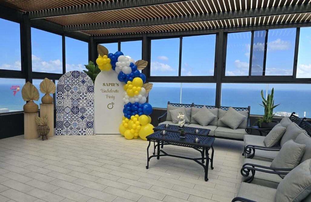 רויאל פנטהאוז מרכז  15  נופש - וי פור ויקיישן - V for Vacation