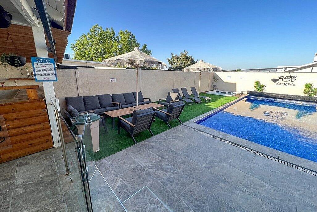 וילת אבן ספיר מרכז  7  נופש - וי פור ויקיישן - V for Vacation