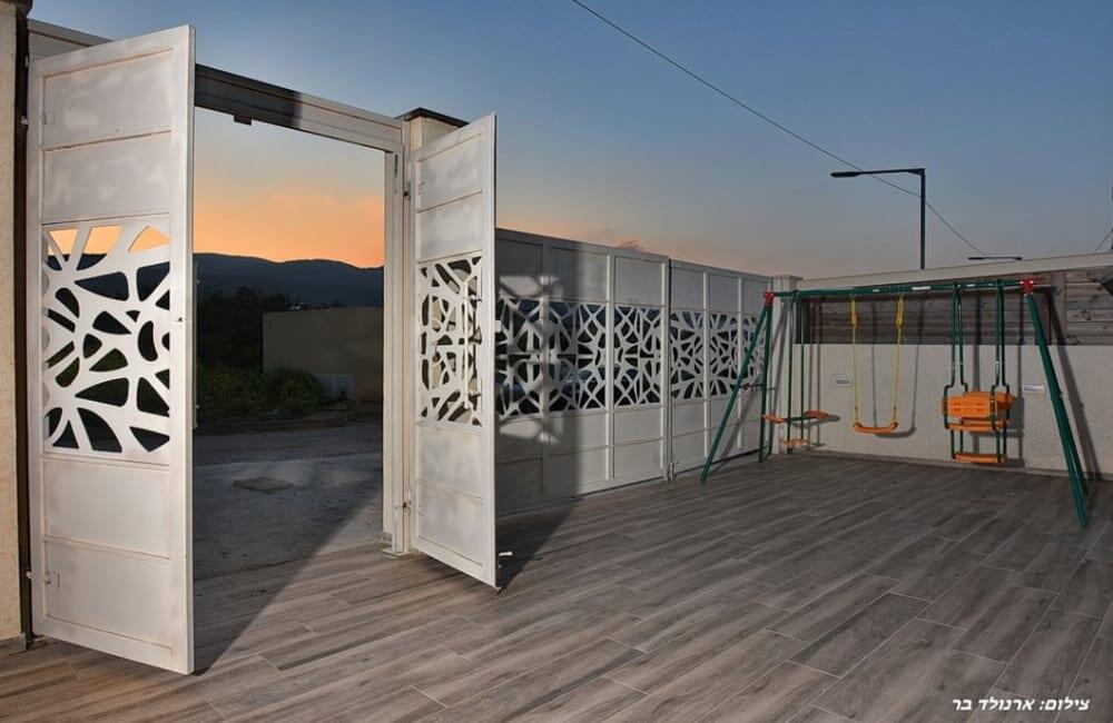 וילה סלו מול הכנרת צפון  28  נופש - וי פור ויקיישן - V for Vacation