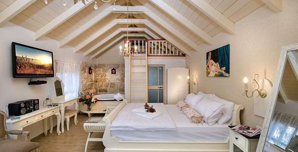 פרובנס בגן צפון  4  נופש - וי פור ויקיישן - V for Vacation