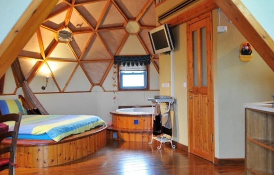 כיפת השמיים צפון  7  נופש - וי פור ויקיישן - V for Vacation