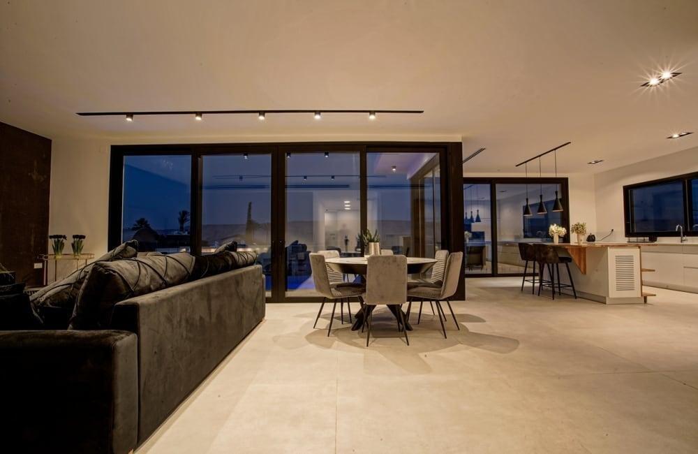 אמילי סוויטות אירוח צפון  21  נופש - וי פור ויקיישן - V for Vacation