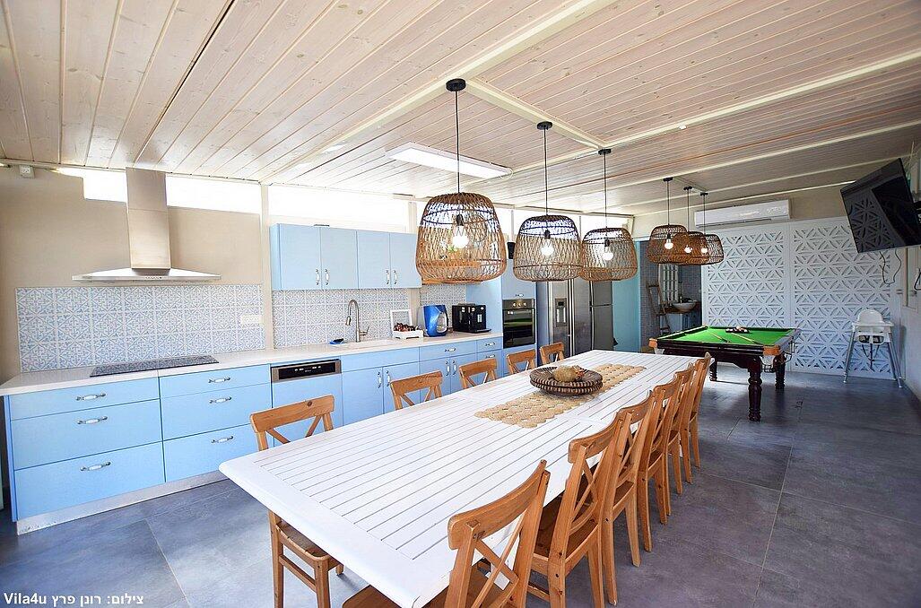 וילה אלסוס צפון  8  נופש - וי פור ויקיישן - V for Vacation