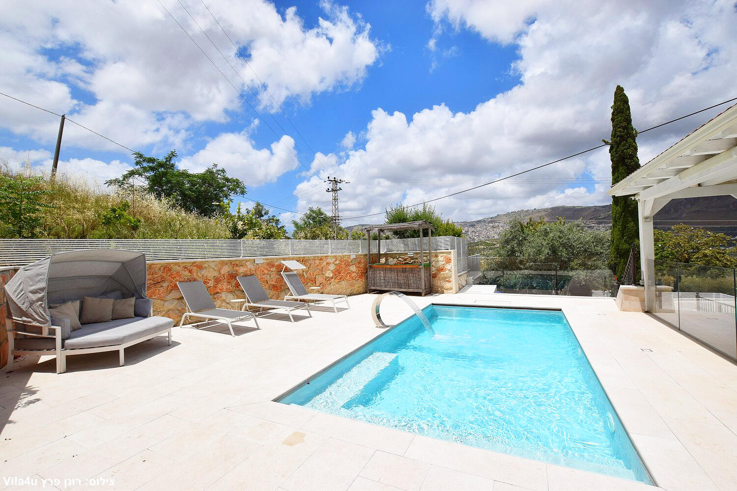 סוויטות רומאנס צפון  33  נופש - וי פור ויקיישן - V for Vacation