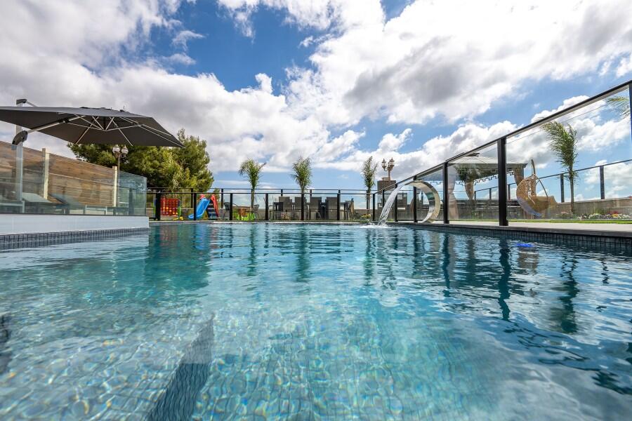 וילה נוף לים ירכא צפון  30  נופש - וי פור ויקיישן - V for Vacation