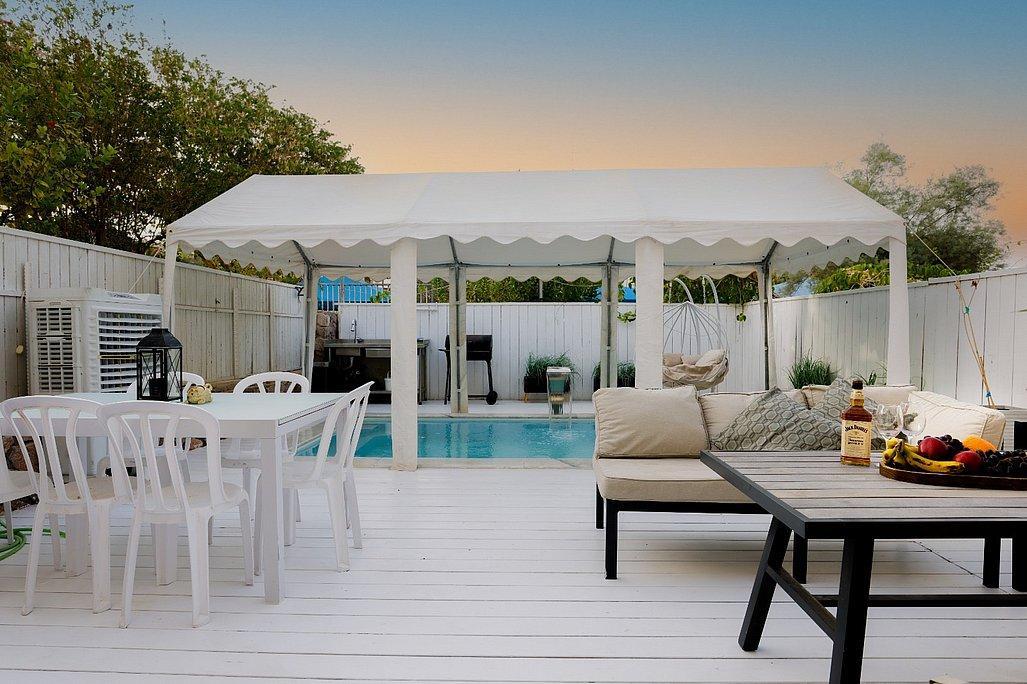 וילה יושי ריזורט דרום  3  נופש - וי פור ויקיישן - V for Vacation