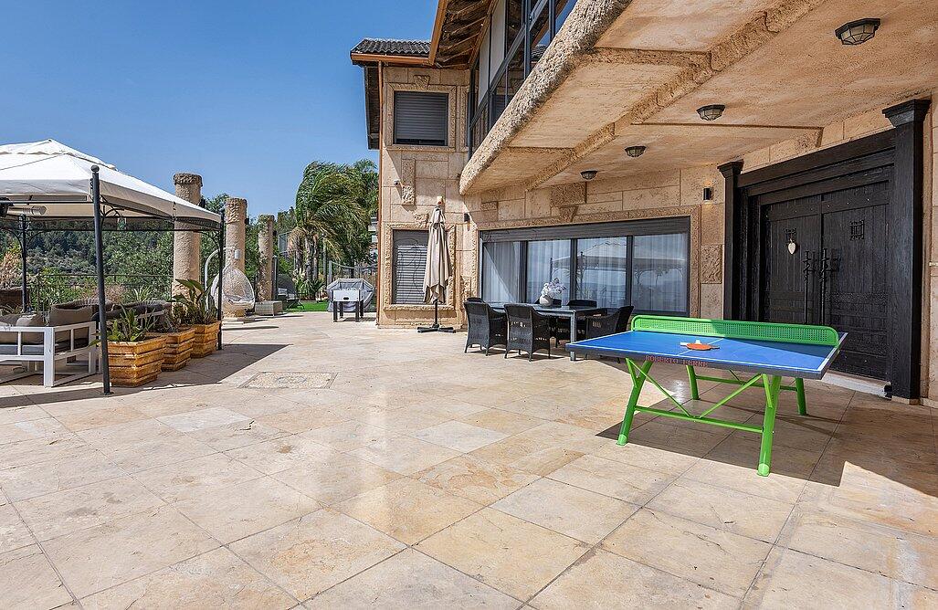 גני הצוק - וילת אירוח צפון  23  נופש - וי פור ויקיישן - V for Vacation