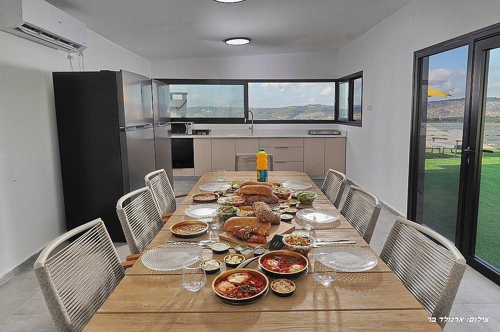 אחוזת הלל צפון  40  נופש - וי פור ויקיישן - V for Vacation