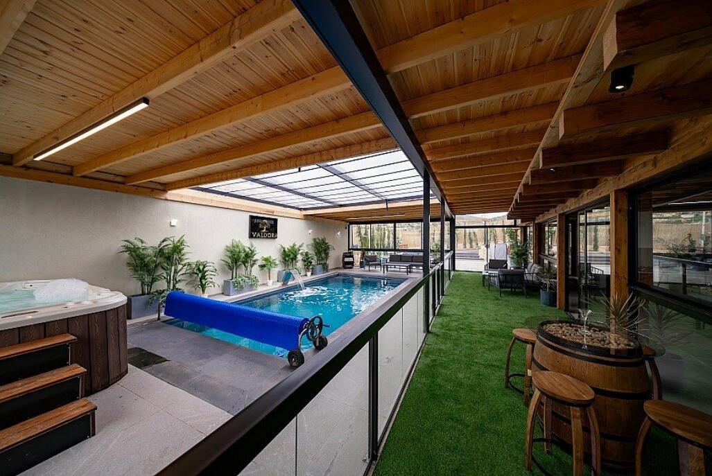 ולדורה בוטיק - Valdora Boutique צפון  12  נופש - וי פור ויקיישן - V for Vacation