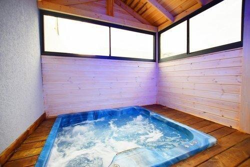 סוויטת אינסוף צפון  11  נופש - וי פור ויקיישן - V for Vacation