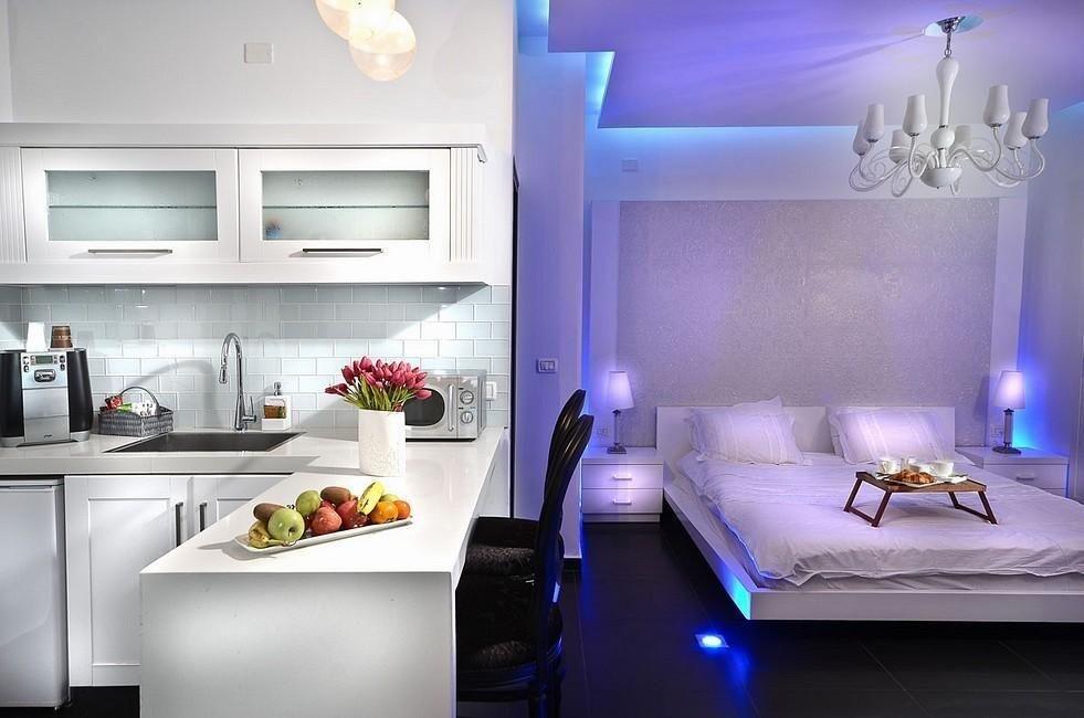 סוויטות כחול לבן ובקתות אגם צפון  6  נופש - וי פור ויקיישן - V for Vacation