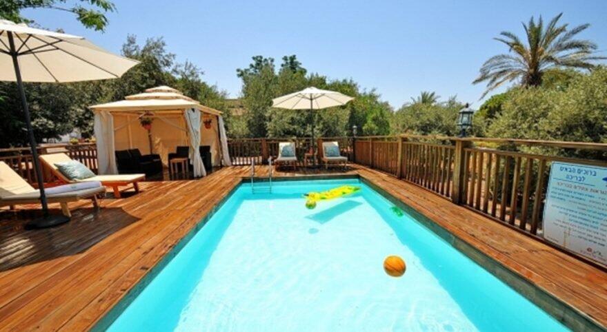 מול הנוף ברמות צפון  1  נופש - וי פור ויקיישן - V for Vacation