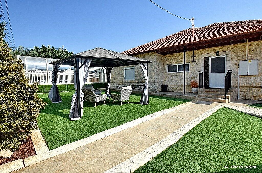 וילה רוז פרימיום לפידות צפון  14  נופש - וי פור ויקיישן - V for Vacation