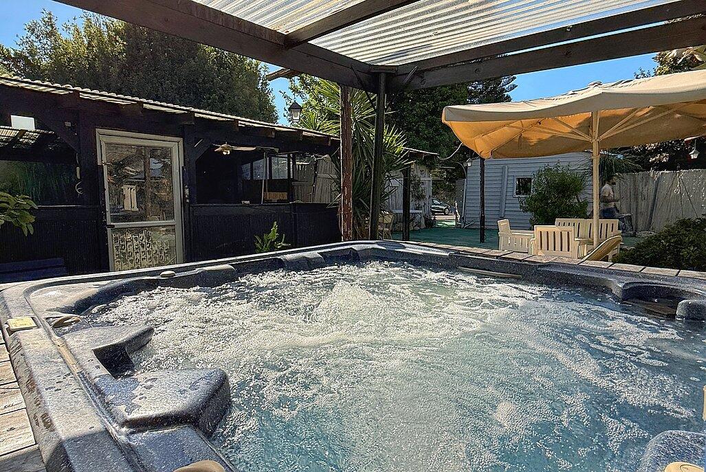 צימרים אחוזת אדר צפון  21  נופש - וי פור ויקיישן - V for Vacation