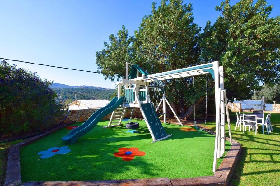 קבוצת פלאזה בוטיק צפון  7  נופש - וי פור ויקיישן - V for Vacation