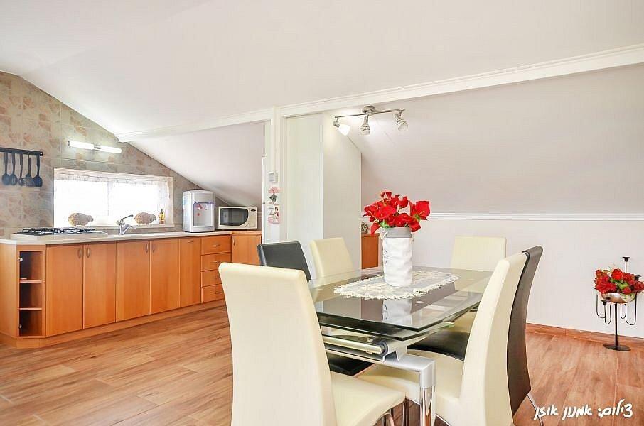 צימר אל מול הזריחה צפון  7  נופש - וי פור ויקיישן - V for Vacation