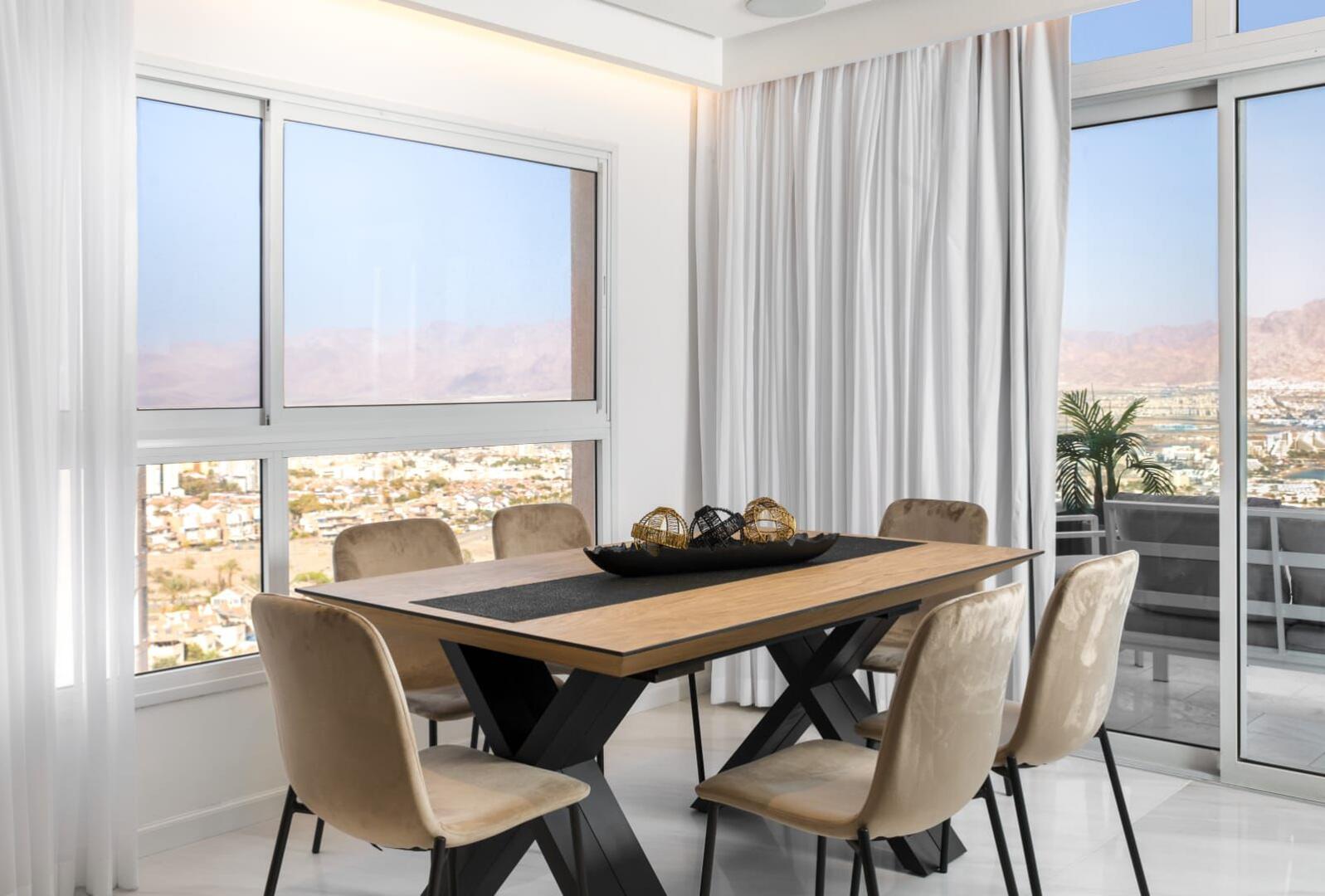 נגיעה מהשמיים דרום  6  נופש - וי פור ויקיישן - V for Vacation