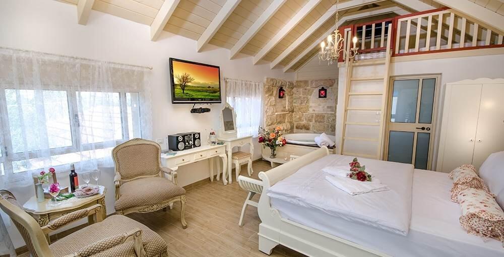 פרובנס בגן צפון  11  נופש - וי פור ויקיישן - V for Vacation