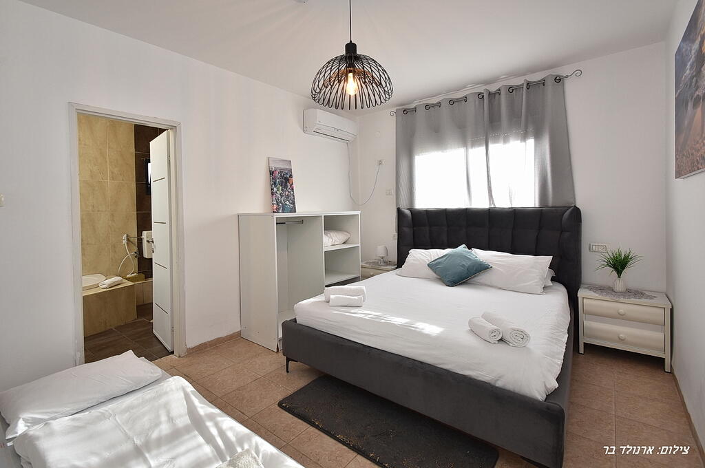 וילה יערות הדבש צפון  17  נופש - וי פור ויקיישן - V for Vacation