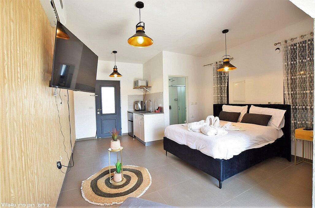 אחוזת האור צפון  6  נופש - וי פור ויקיישן - V for Vacation