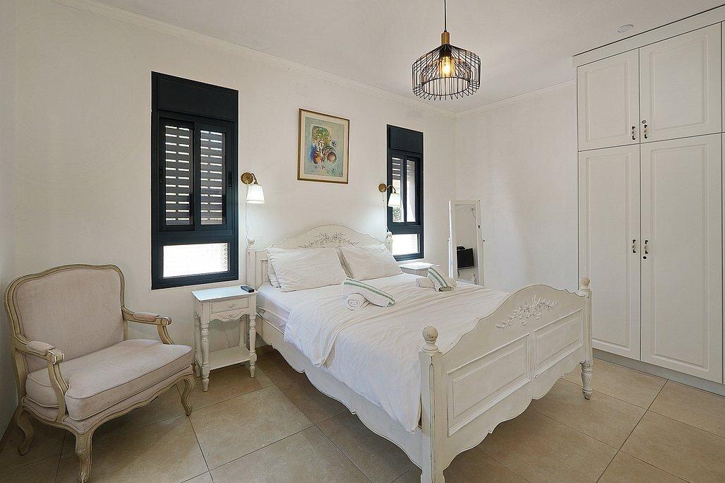 שקד באופק - וילה בוטיק צפון  13  נופש - וי פור ויקיישן - V for Vacation