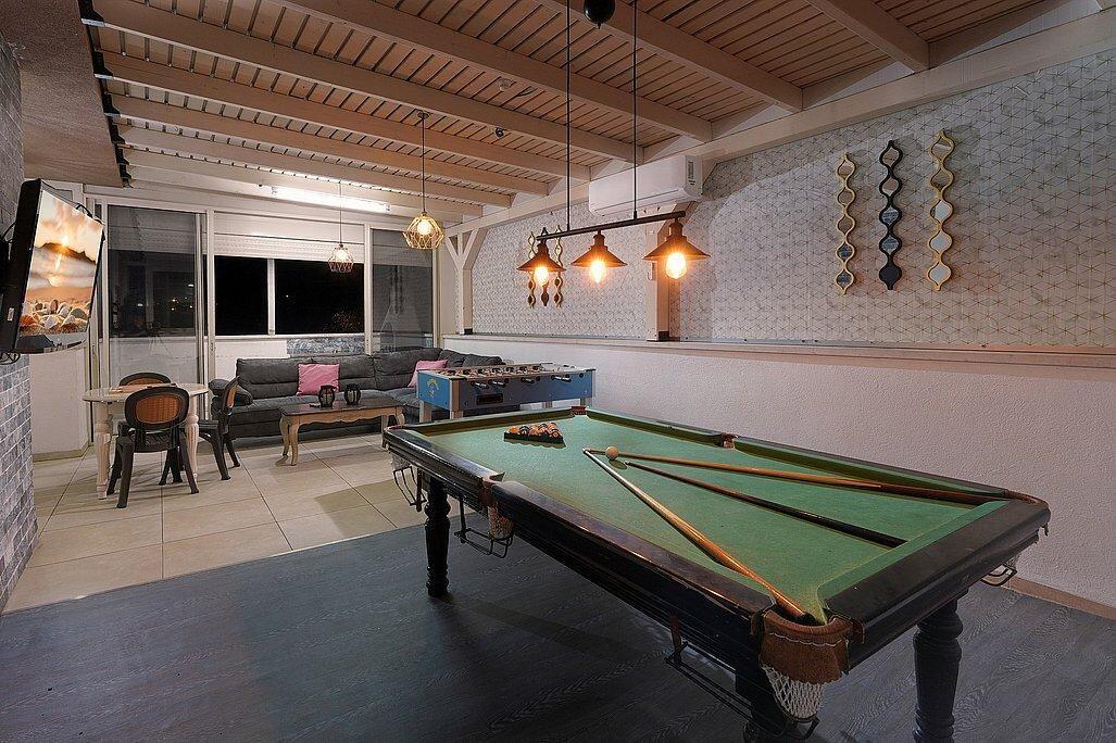 שקד באופק - וילה בוטיק צפון  22  נופש - וי פור ויקיישן - V for Vacation