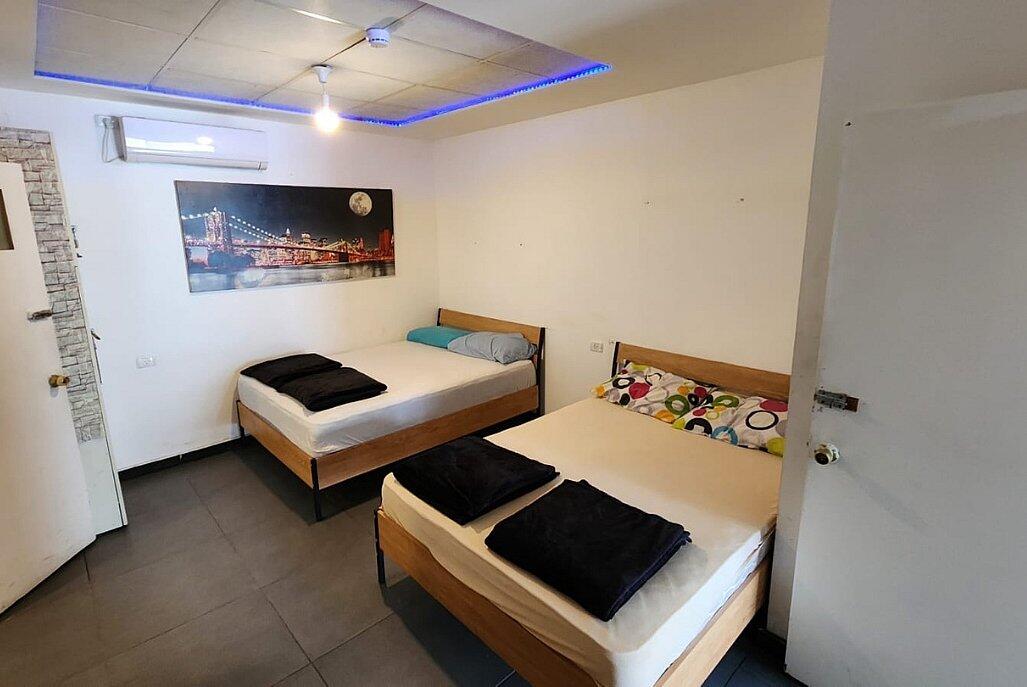 רויאל פנטהאוז מרכז  16  נופש - וי פור ויקיישן - V for Vacation