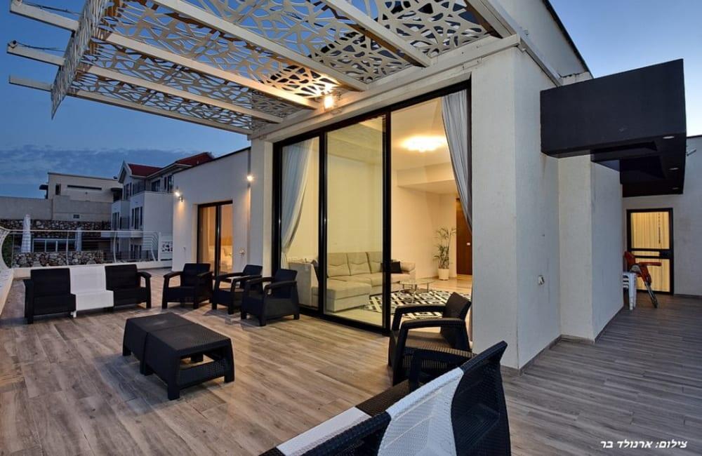 וילה סלו מול הכנרת צפון  25  נופש - וי פור ויקיישן - V for Vacation