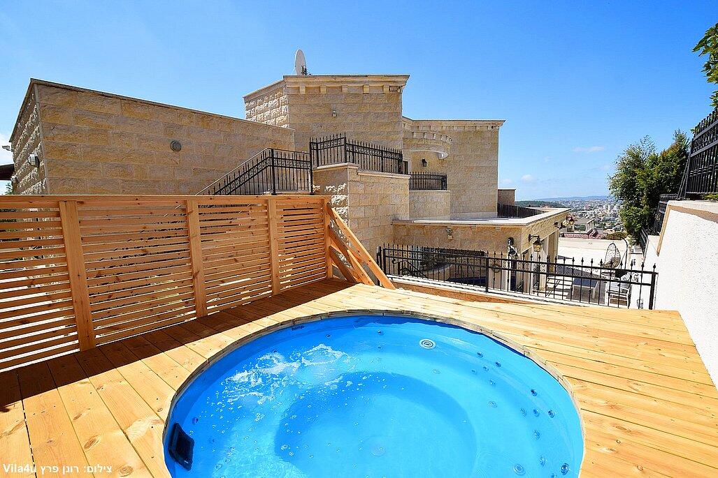 וילה רוז פרימיום צפון  27  נופש - וי פור ויקיישן - V for Vacation