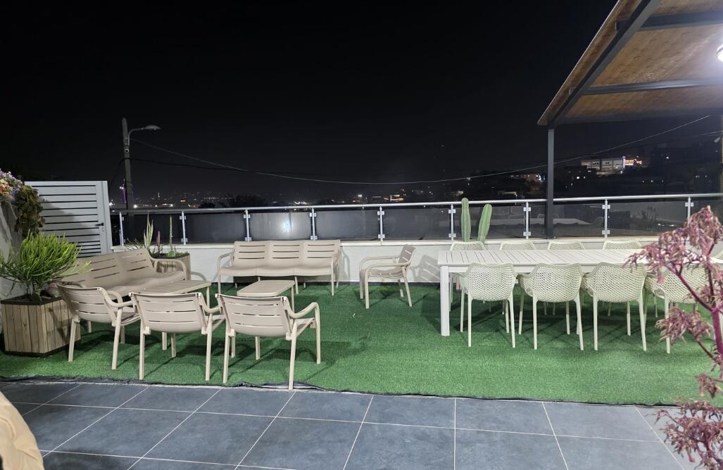 וילה קינג בוטיק צפון  3  נופש - וי פור ויקיישן - V for Vacation