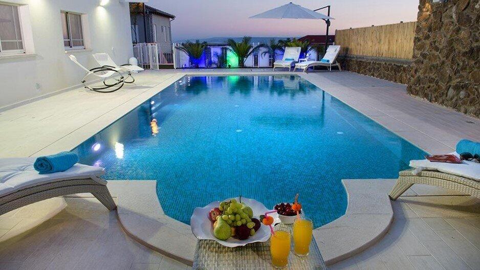 סוויטות דה בלנקה צפון  2  נופש - וי פור ויקיישן - V for Vacation