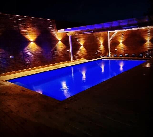 וילה לונה צפון  8  נופש - וי פור ויקיישן - V for Vacation