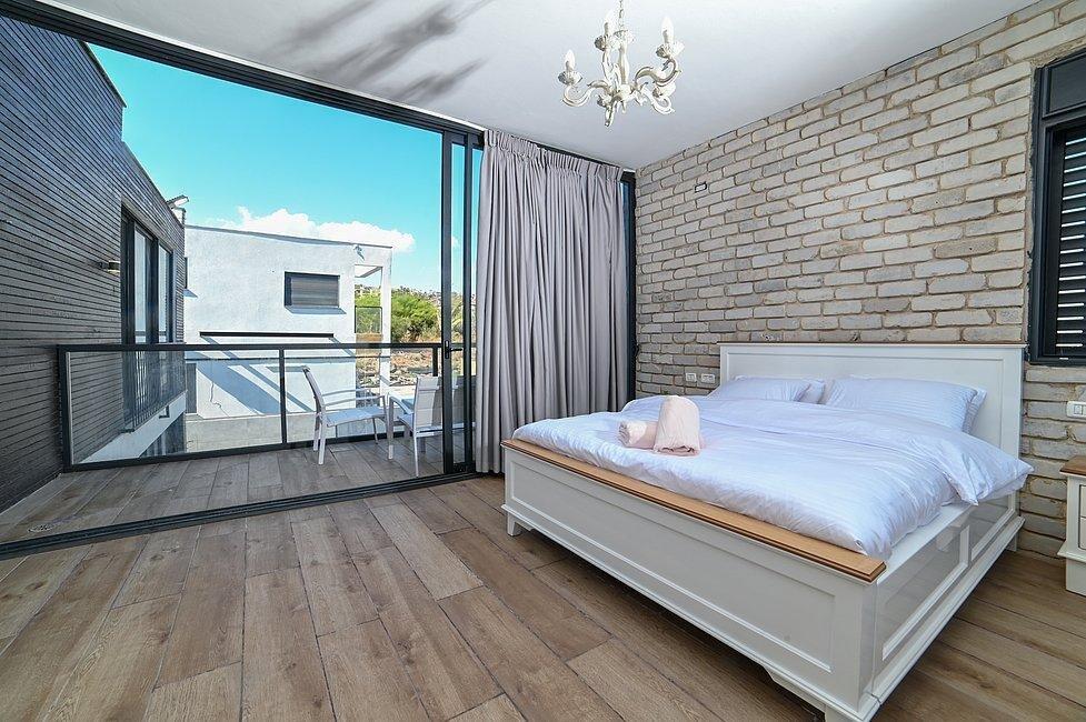 וילה V מגדל צפון  28  נופש - וי פור ויקיישן - V for Vacation