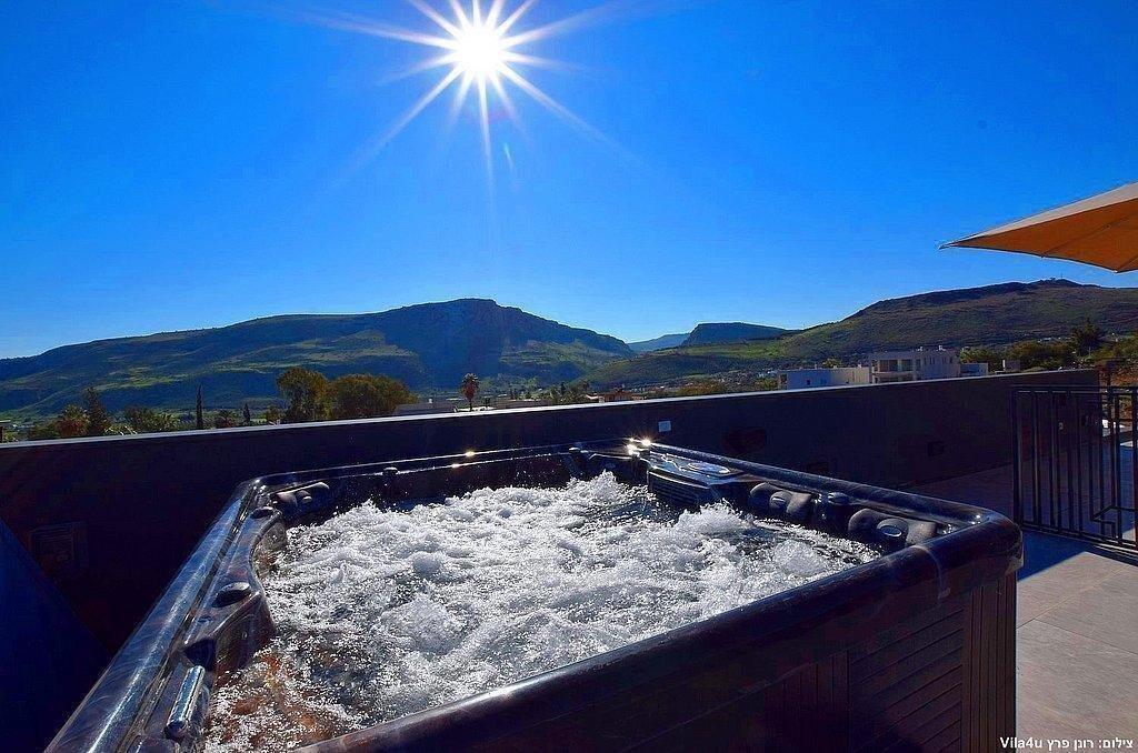 וילה טריפל צפון  2  נופש - וי פור ויקיישן - V for Vacation