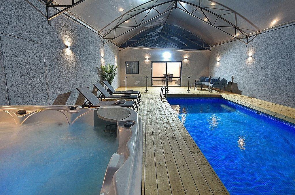 קאטליה - סוויטת יוקרה פרטית צפון  19  נופש - וי פור ויקיישן - V for Vacation