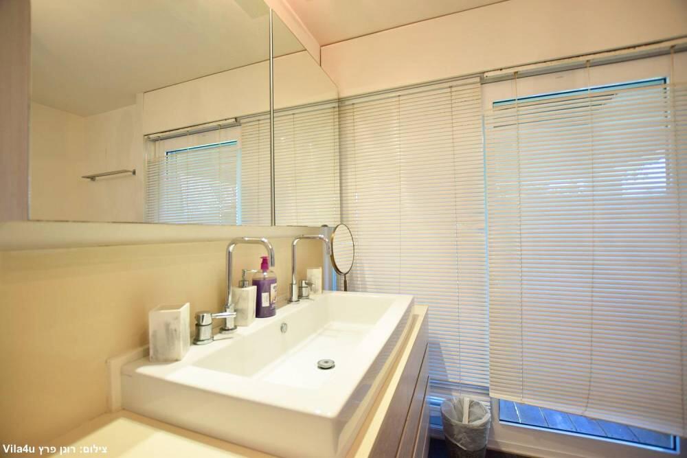 וילה מורן מרכז  25  נופש - וי פור ויקיישן - V for Vacation