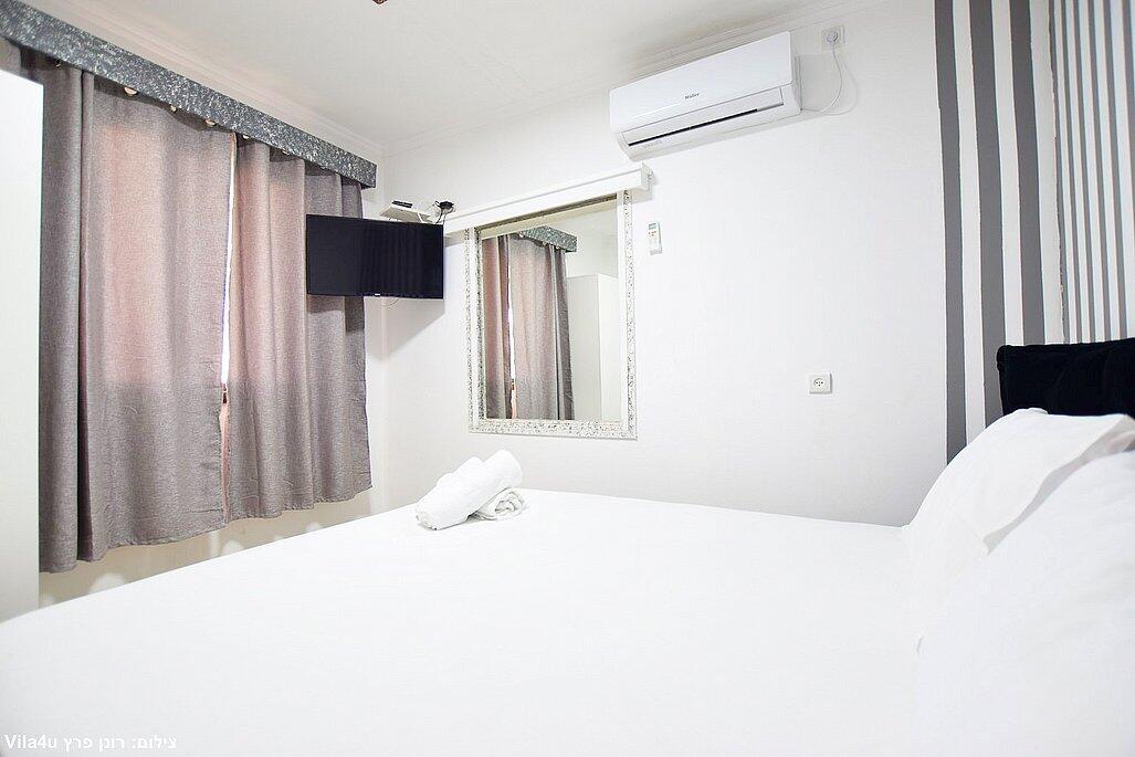 אחוזת אלונים ירכא צפון  23  נופש - וי פור ויקיישן - V for Vacation